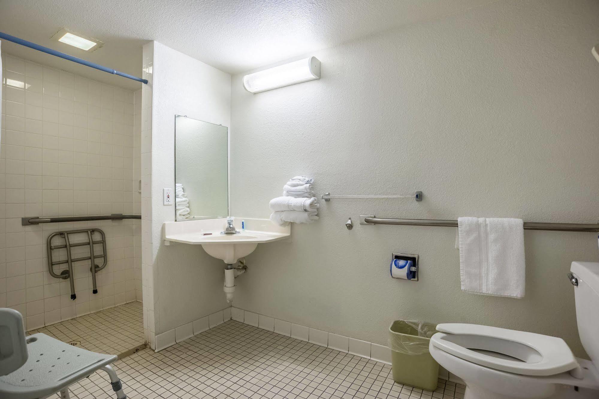 Oyo Hotel Уиллкокс Экстерьер фото