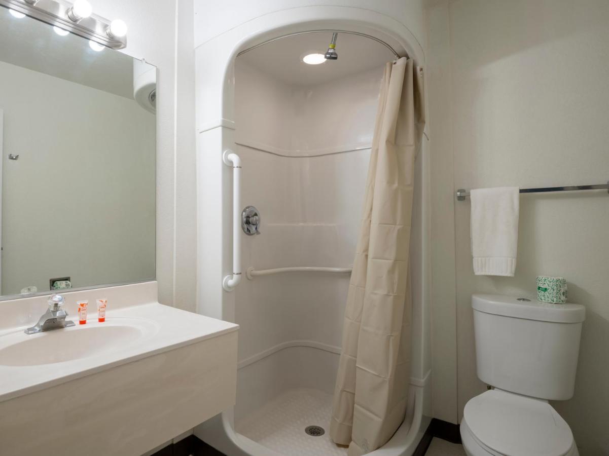 Oyo Hotel Уиллкокс Экстерьер фото